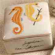 SEAHORSE AQUATIC PORCELAIN LIDDED BOX BY HOMART HA-7021-88